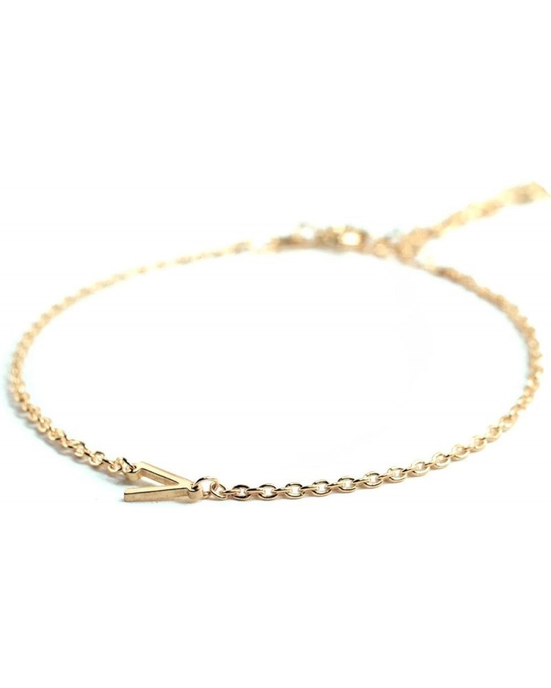 MINI INITIAL Bracelet Gold: V $12.90 Bracelets